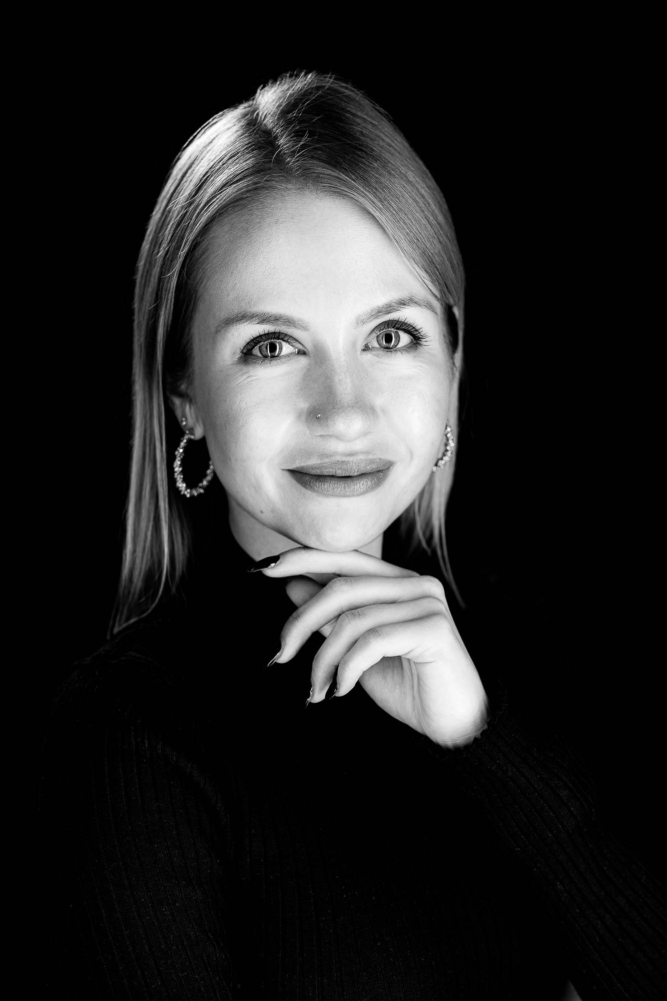 Export x3 Headshot  06659 Dez 01 2019 Bearbeitet Headshots 2019  Miro Nicole Nadine